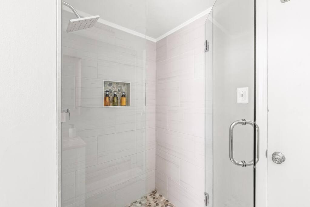 Spotless 4Br Near Clt Uptown, Fast Wi-Fi Διαμέρισμα Σάρλοτ Εξωτερικό φωτογραφία